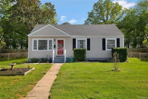 13 Wootton Rd, Sandston, VA 23150-2036