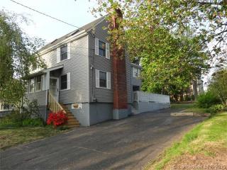 176 Adrian Ave, Hartford, CT 06111-2801