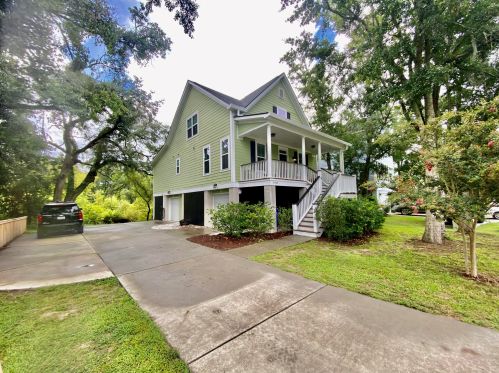 3730 Tip Ln, Mount Pleasant, SC 29466-9178