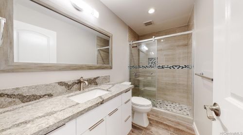 3237 Brokaw St, Honolulu HI  96815-4117 exterior