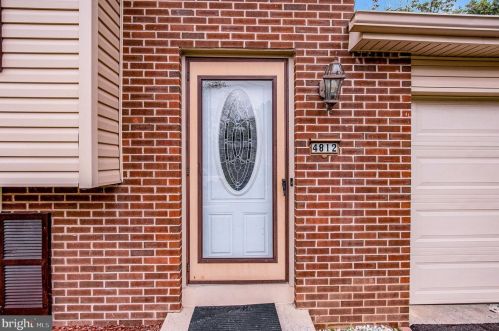 4812 Sweetbrier Dr, Harrisburg, PA 17111-3613