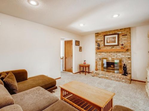 7356 143rd St, Saint Paul, MN 55124-8500