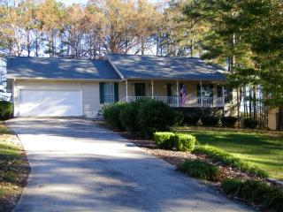 603 Deer Trl, Dalton, GA 30721-7892