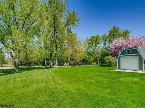 392 Grafton Ave, Saint Paul MN  55128-6528 exterior