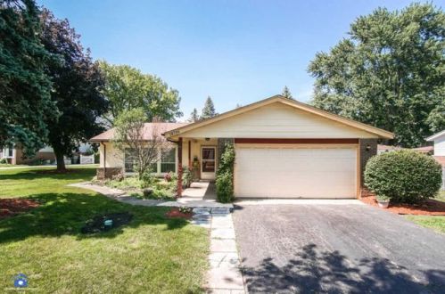 18736 Royal Rd, Homewood, IL 60430-4128