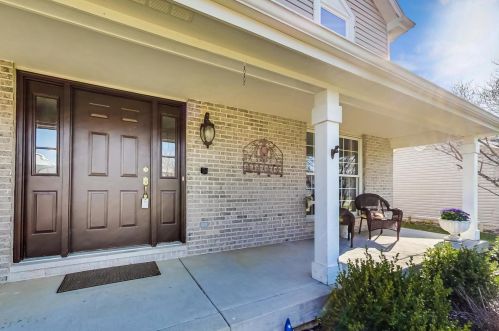 1800 Westbury Dr, Barrington Hills, IL 60102