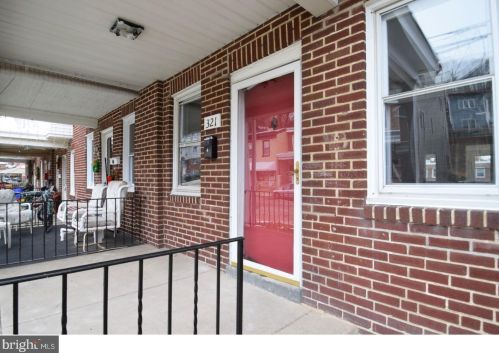 321 Hermitage St, Philadelphia PA  19128-4605 exterior