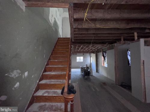 3273 Belgrade St, Philadelphia, PA 19134-5236