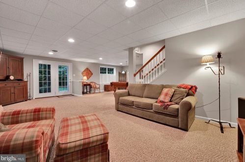 15 Leeds Ct, Lancaster PA  17602-4676 exterior