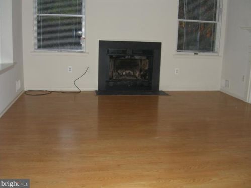 93 William Patterson Ct, Princeton NJ  08540-7660 exterior