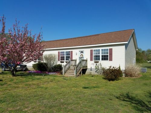 651 Flats Rd, Urbanna, VA 23175-2108