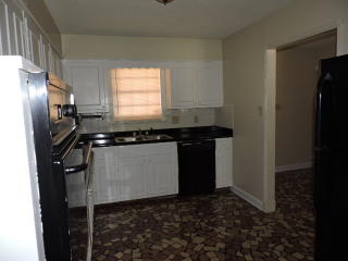3060 Emerald St, Memphis TN  38115-2340 exterior
