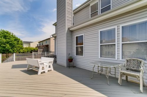 308 Century Dr, Pingree Grove IL  60140-4014 exterior