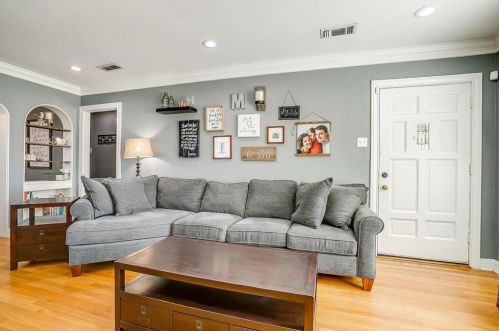 4132 Locke Ave, Fort Worth TX  76107-5515 exterior