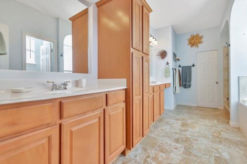 4321 Saginaw Ln, Carrollton TX 75010-1187 exterior