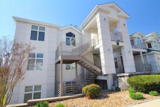 106 Oxford Dr, Branson, MO 65616-4017