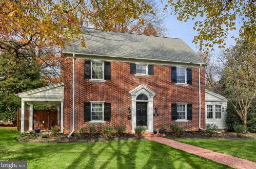 301 Elmwood Blvd, York, PA 17403-1926