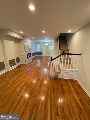 5732 16th St, Philadelphia PA  19141-1702 exterior