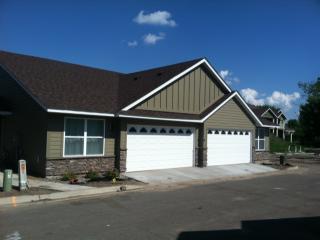 853 Bella Dr, Saint Paul MN  55127-5129 exterior