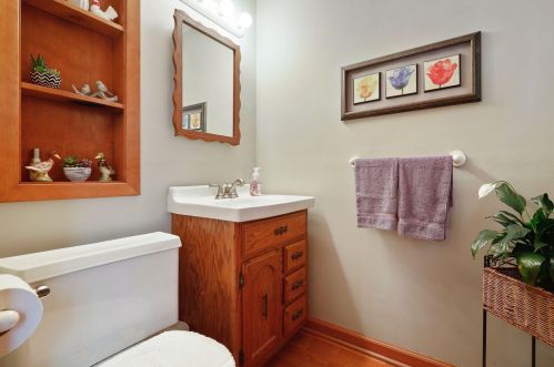 795 Heinel Dr, Saint Paul MN  55113-2152 exterior