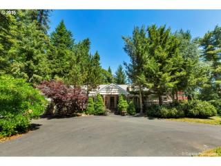 24929 Butteville Rd, Aurora OR  97002-8532 exterior