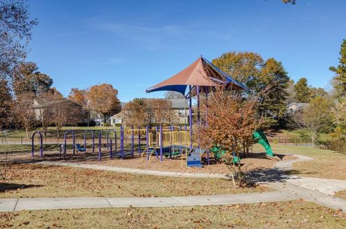 2440 Field Way, Atlanta GA  30319-4094 exterior