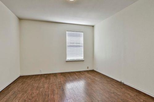 8232 Rnch Hand Trl, Fort Worth TX  76131-5365 exterior