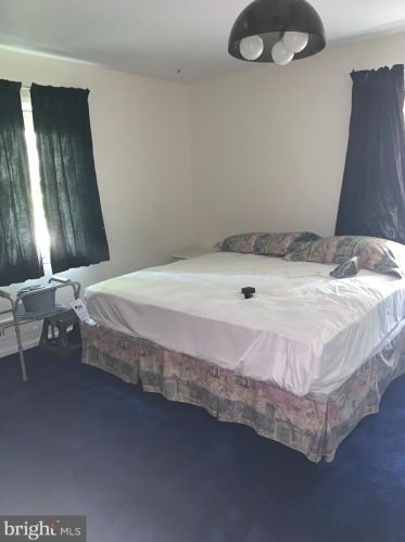 90 Woodside Ln, Princeton NJ  08540-5426 exterior