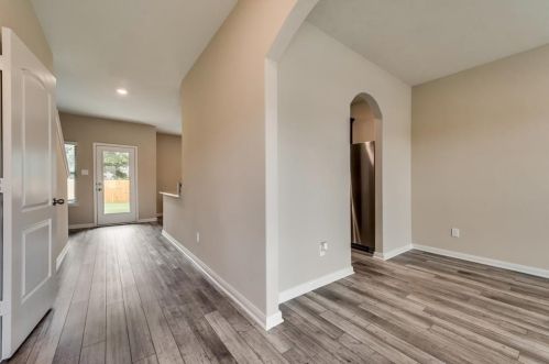 208 Lakeridge Dr, Princeton TX  75407-4828 exterior