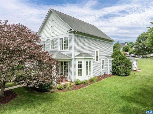 632 Sunflower Ln, Crozet, VA 22932-3169