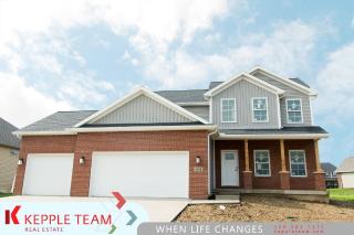 4008 Crimson Rd, Lake Of The Woods, IL 61525-2723