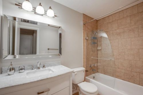 2129 Richbrook Dr, Garland TX 75044-7121 exterior