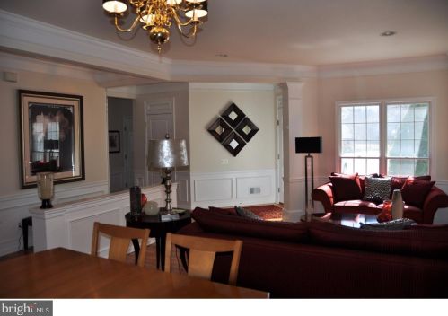 53 Trewbridge Ct, Princeton NJ  08540-7738 exterior