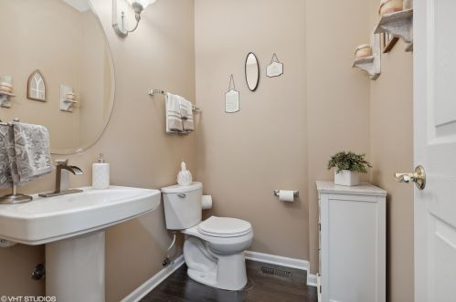 3403 Spyglass Cir, Palos Heights IL  60463-3136 exterior