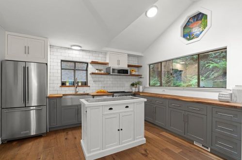 17568 Comanche Trl, Los Gatos CA  95033-8835 exterior