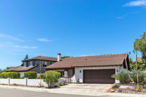 12587 Cloudesly Dr, San Diego, CA 92128-1007