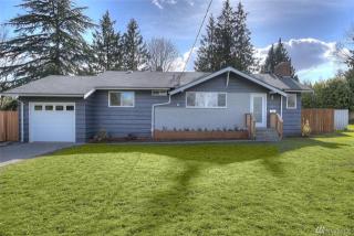 6201 Hazel Ct, Seattle, WA 98178-2446