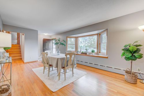 2841 Burnside Ave, Saint Paul MN  55121-1306 exterior