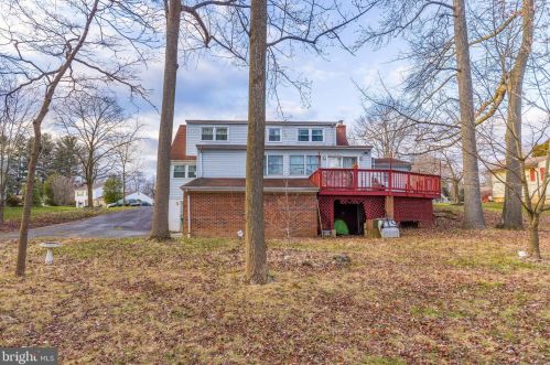 427 Holiday Dr, Aberdeen MD  21001-1813 exterior