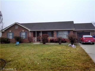 5230 Robin Ln, Randleman, NC 27317-7793