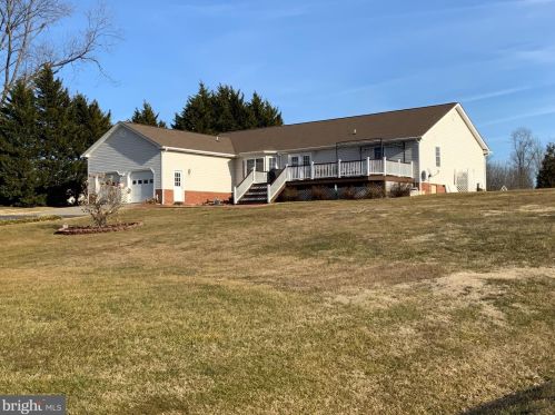 5818 Springfield Farm Ln, Mineral, VA 23117-5015