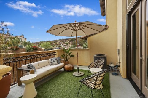 1678 Fairlead Ave, Carlsbad, CA 92011-3607