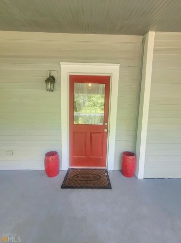 217 Broad St, Crawford, GA 30630-2348
