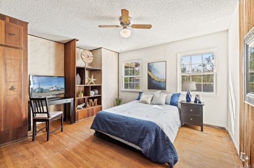 510 Park Ln, Santa Ana CA 92706-1338 exterior