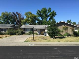 140 Mckinley Cir, Vacaville, CA 95687-3302