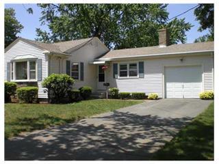 32 Byron Ave, East Providence, RI 02916-2902
