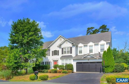 1042 Rolling Meadow Ln, Crozet, VA 22932-3158