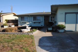 1386 Cherokee Dr, Salinas, CA 93906-2633