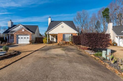 4233 Tenneyson Ln, Austell, GA 30106-1890