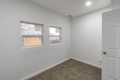 2735 Grafton Ave, Dallas TX  75211-5711 exterior